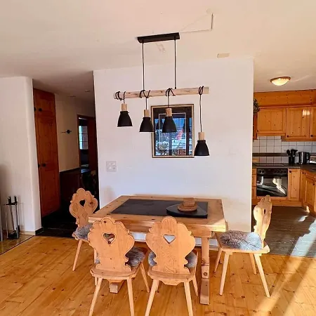 Cosy Apartment, Private Garden With Mountain Views Apartment Laax